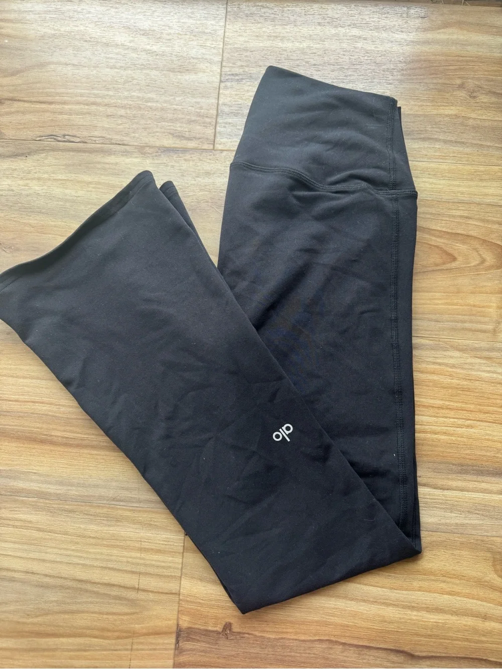 ALO Yoga sleek high